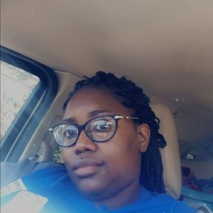 Meet your Posher, Chervone